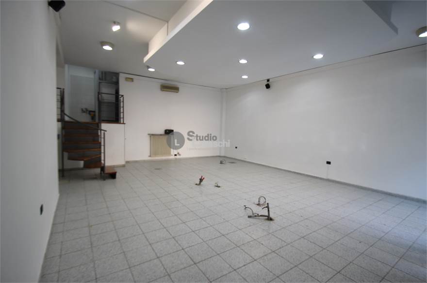 Interno